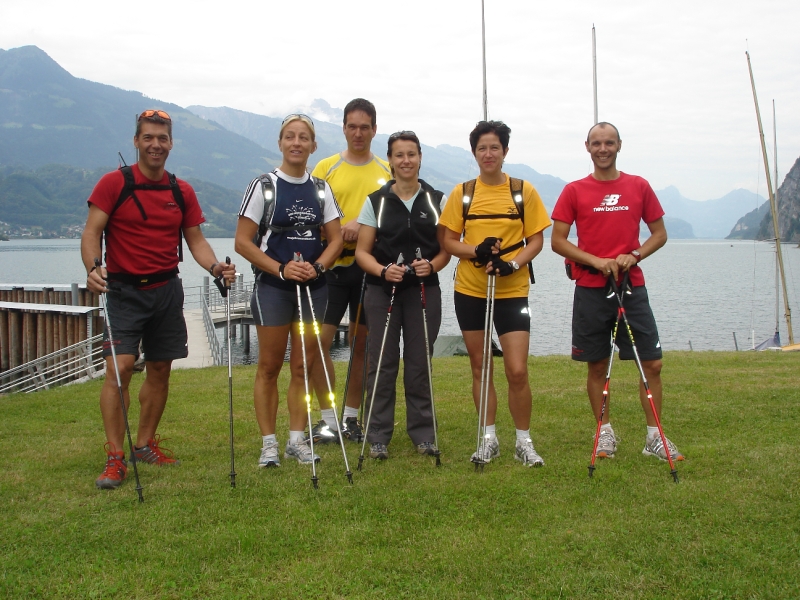01_Marathonis_beim_Start_in_Walenstadt.JPG